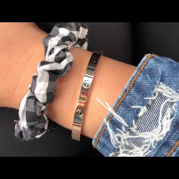 CIRCLE BRACELET - Picture 3 of 4